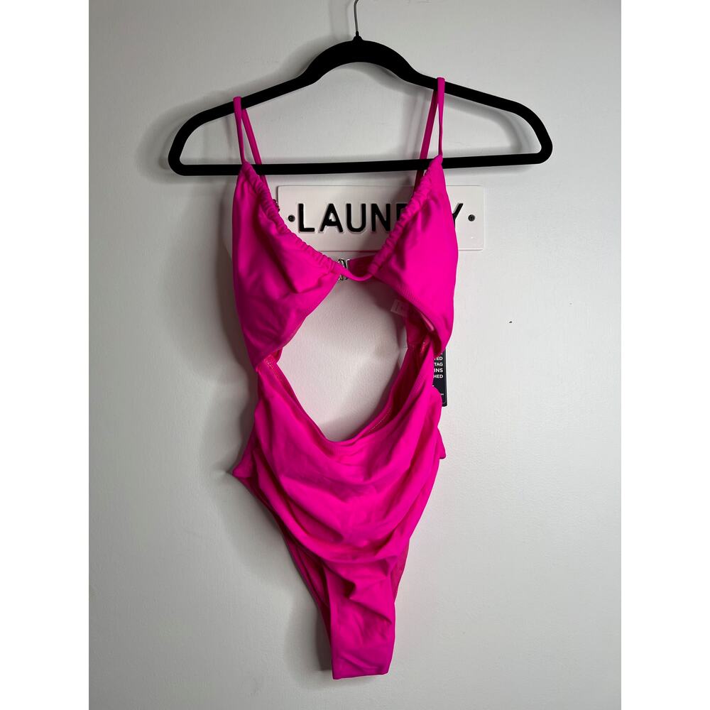 Womens Size Med Hot Pink 1pc Cut Out Swimsuit NWT